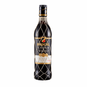 Ron Brugal Extra Viejo botella 70cl sobre fondo blanco – Barcelona Wines Online