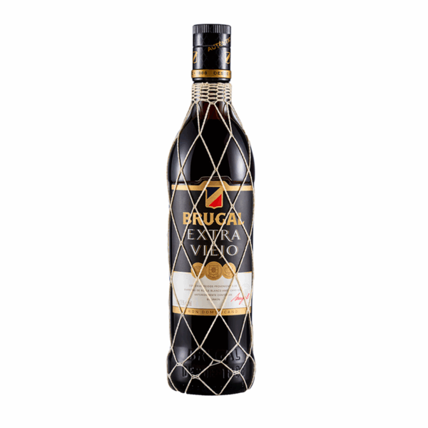 Ron Brugal Extra Viejo botella 70cl sobre fondo blanco – Barcelona Wines Online