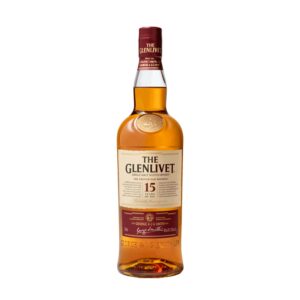 Botella de whisky escocés The Glenlivet 15 Años single malt con estuche, disponible en Barcelona Wines Online